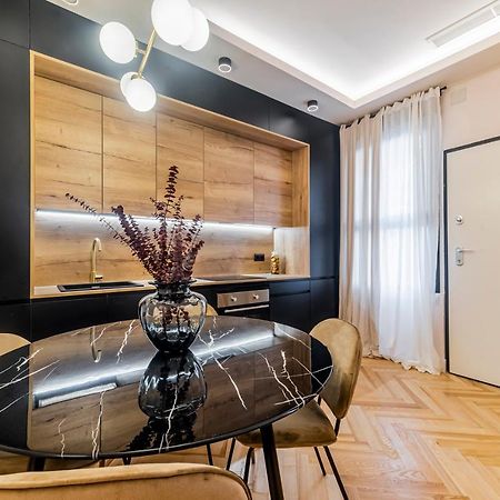 Elite Suite By Edsam, In Мадрид Екстериор снимка